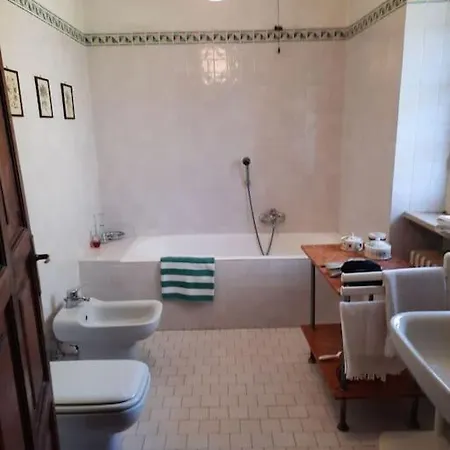 Villa In Langa Cortemilia